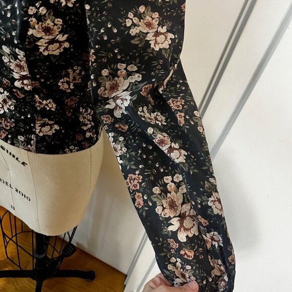 ABERCROMBIE & FITCH Square Neck Floral Blouse Balloon Sleeve Size XS - Picture 9 of 10